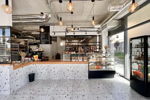 Cookies And Cream - Basement photo 3
